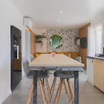 Hébergement de vacances Maison 6 Pers - - Parc Expo , Salle Arena